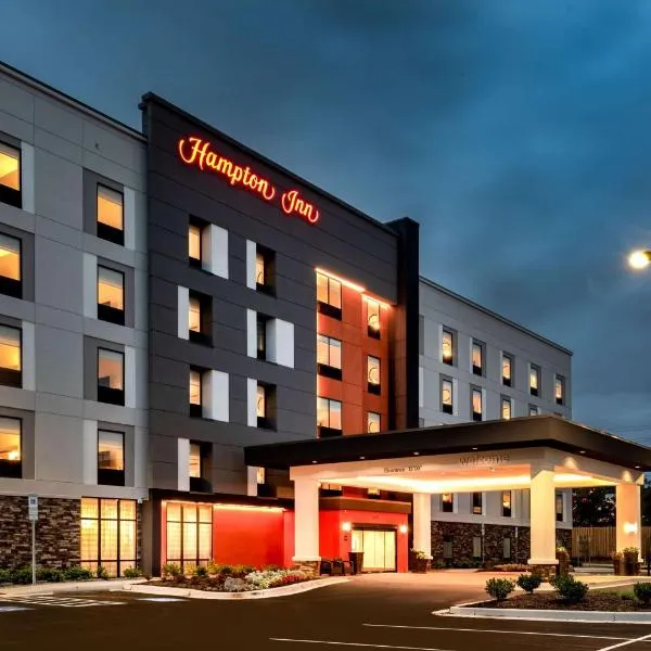 Hampton Inn Baltimore Bayview Campus: Baltimore şehrinde bir otel