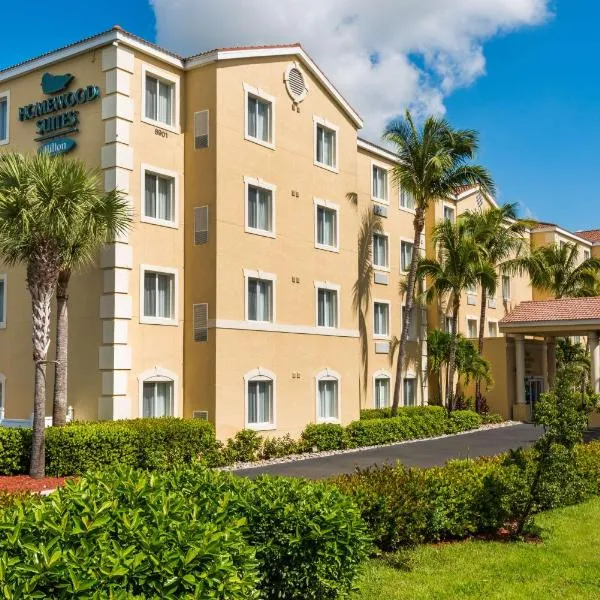 Homewood Suites by Hilton Bonita Springs, FL, hotel di Estero