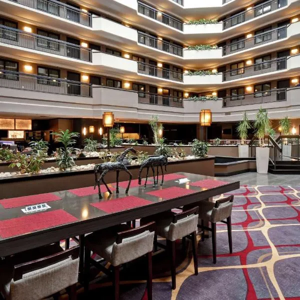 Embassy Suites by Hilton Dulles Airport, Hotel in Herndon