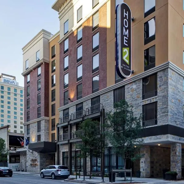 Home2 Suites By Hilton San Antonio Riverwalk, hotel di San Antonio