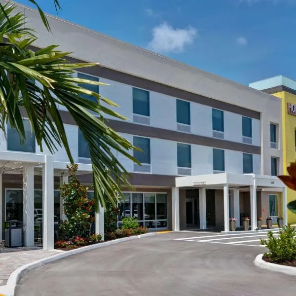 Home2 Suites By Hilton Naples I-75 Pine Ridge Road, hotel di Naples