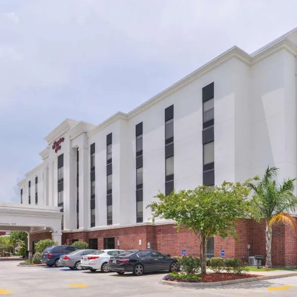 Hampton Inn Gonzales, hotell i Gonzales