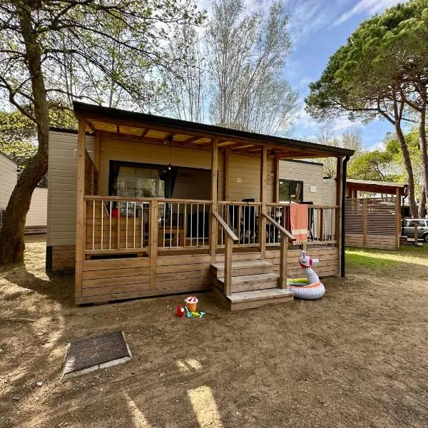 Estivo Premium Deluxe mobile homes on Camping Ca Savio, hotel di Ca' Savio