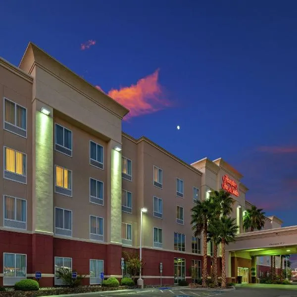 Hampton Inn & Suites El Paso West, khách sạn ở Santa Teresa