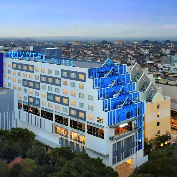 Novotel Suites Yogyakarta Malioboro, hotel en Jetis