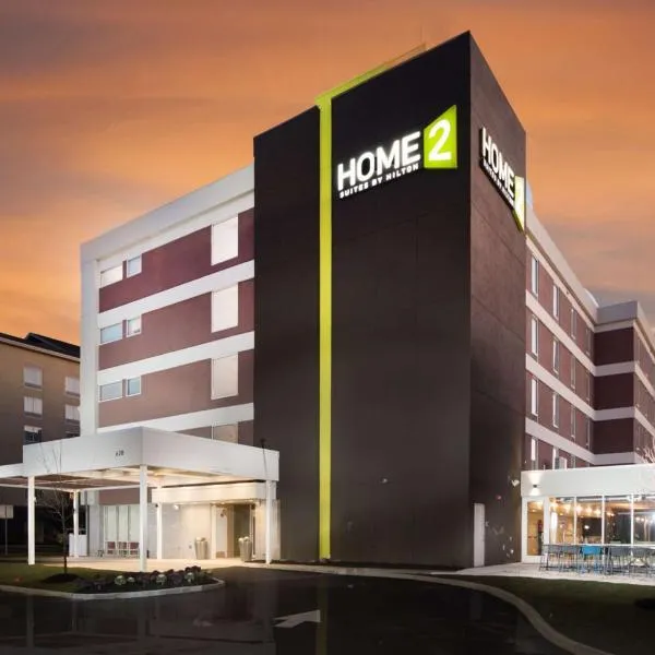 Home2 Suites By Hilton Newark Airport, hotel em Newark