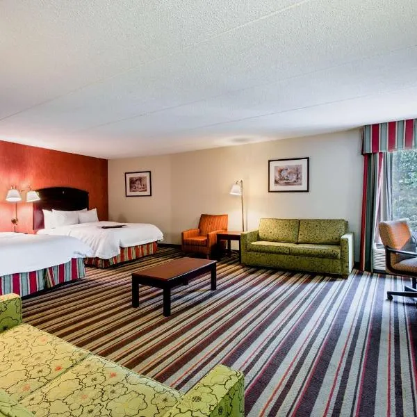 Hampton Inn Sturbridge, hotel v mestu Sturbridge