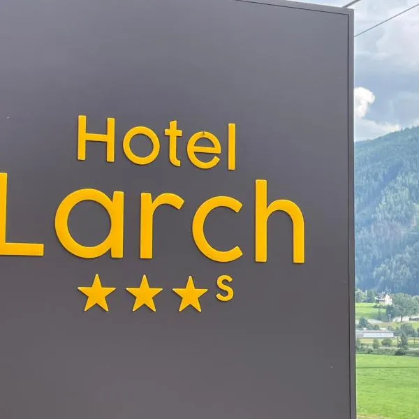 Hotel Larch, hotel in Campo di Trens