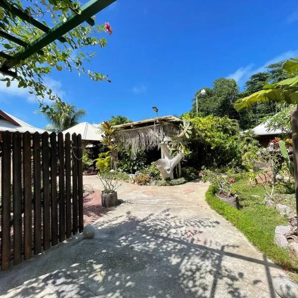 La Digue Holiday Villa, hôtel à La Digue