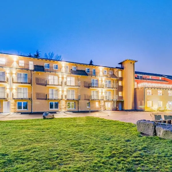 Hotel & Pension Traumblick, hotel di Oberhof