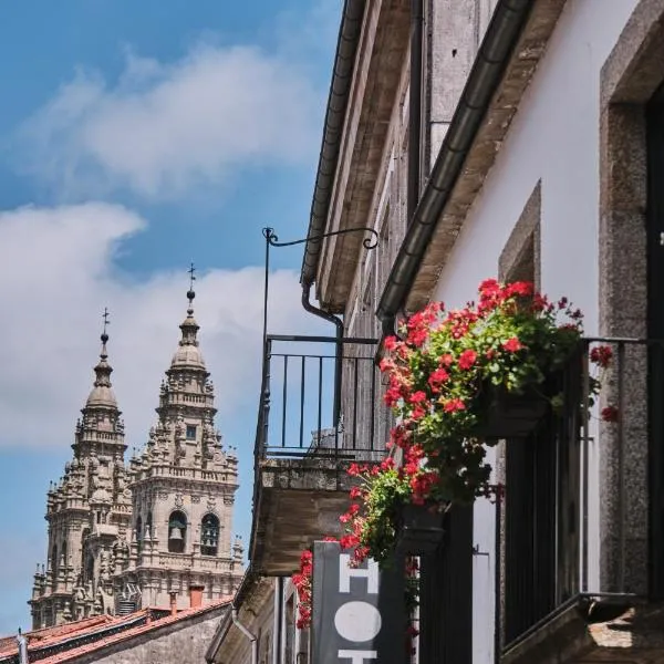 Hotel Entrecercas, hótel í Santiago de Compostela