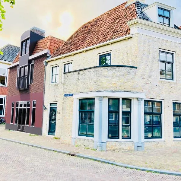 Stadshotel DE ACADEMIE, hotel i Franeker