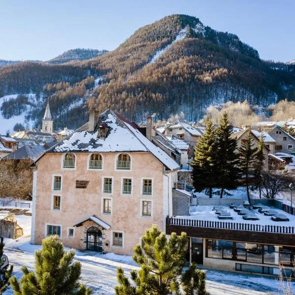 Auberge de Jeunesse HI Serre-Chevalier, khách sạn ở La Salle Les Alpes