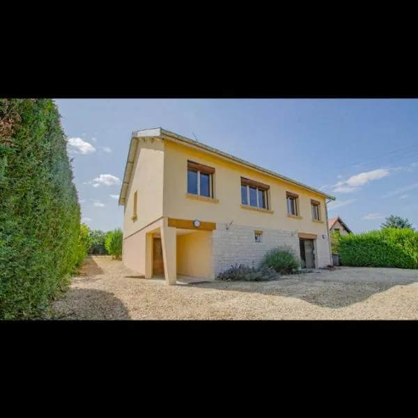 Gîte de la claire vallée, hotel en Ville-sous-la-Ferté