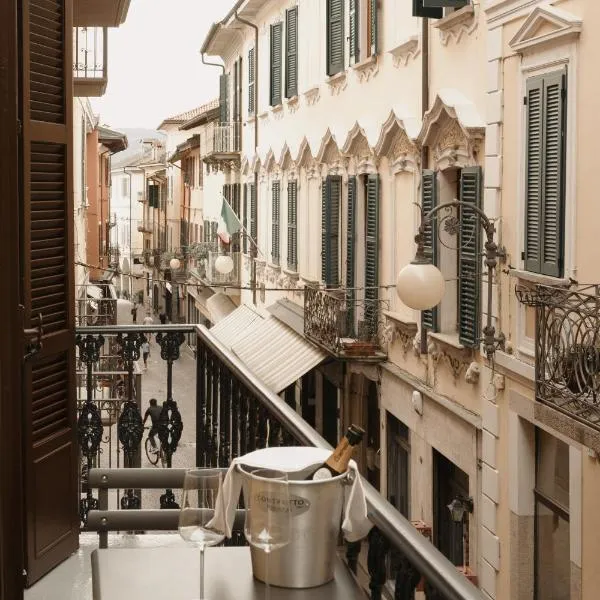 Caffè delle Rose Les Chambres, hôtel à Verbania