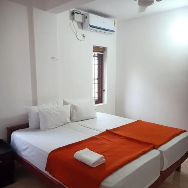 Grace Mary Residency, hotel sa Nedumbassery