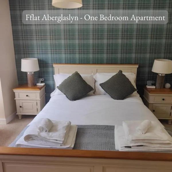 Llew Accommodation - The Townhouse, hotel em Talsarnau