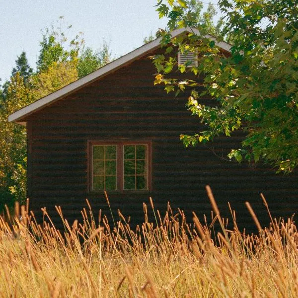 Kilomètre 42: Sainte-Adèle şehrinde bir otel