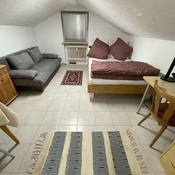 Comfortable apartment in commercial centre, ξενοδοχείο σε Unterhaching