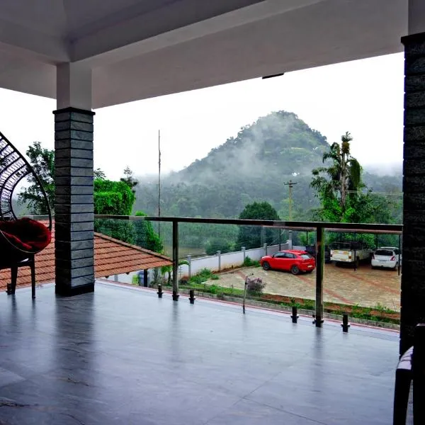 Kotibetta Homestay - Mountains View, River & Trek, hotel din Sringeri