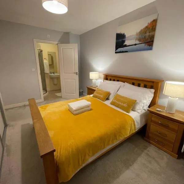 Holiday Home In Cardiff, Sleeps 8, hotel di Cardiff