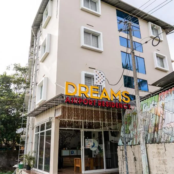 DREAMS AIRPORT RESIDENCY, khách sạn ở Edappally