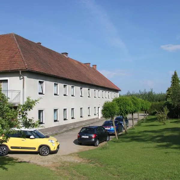 Pension Merkinger, hotel i Steyr