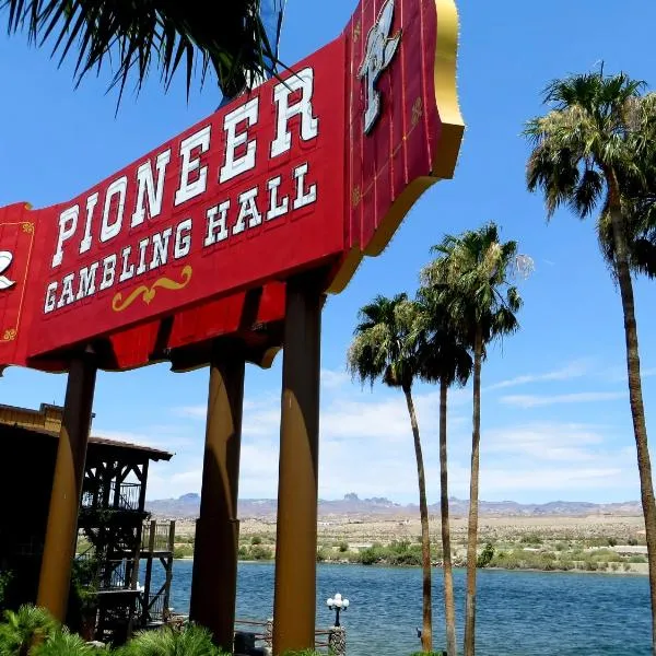 The New Pioneer, hotel din Laughlin