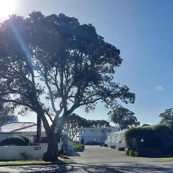 Edgewater Motel, hotel a Orewa