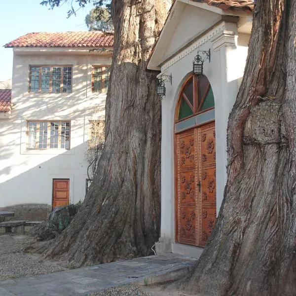 Hostal La Chacarilla, hotel v mestu Copacabana