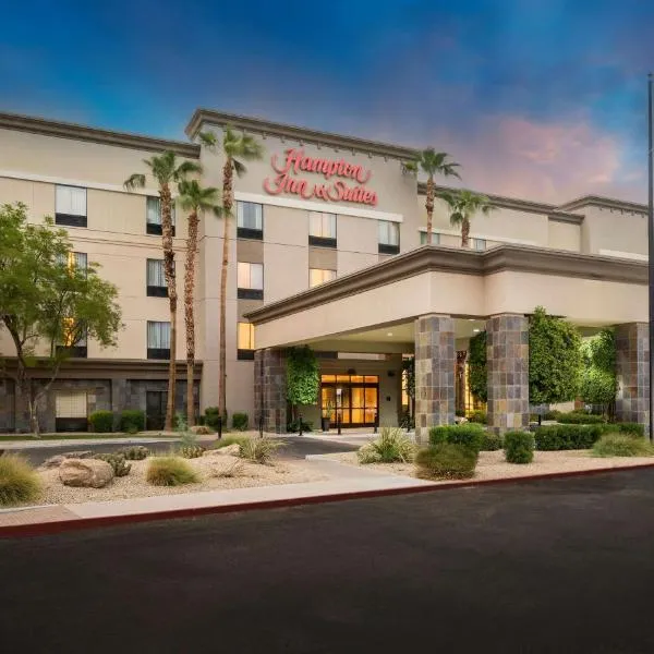 Hampton Inn & Suites Phoenix North/Happy Valley, hotel v mestu Phoenix