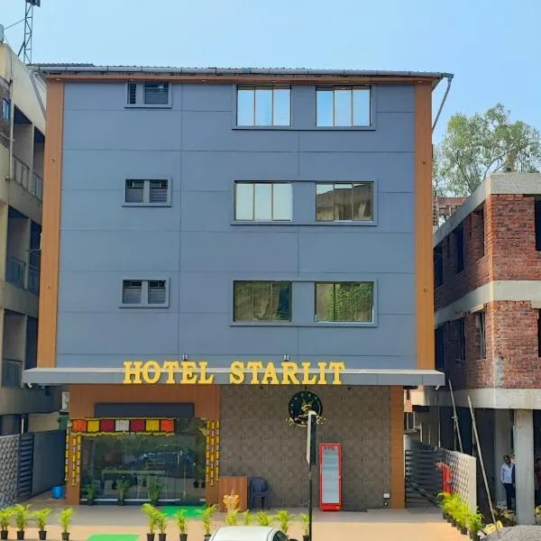 Hotel Starlit, ξενοδοχείο σε Νάβι Μουμπάι