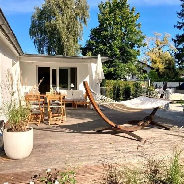 Moderner Bungalow im Seebad Bansin, 200 Meter zum Strand, hotel u gradu 'Bansin'