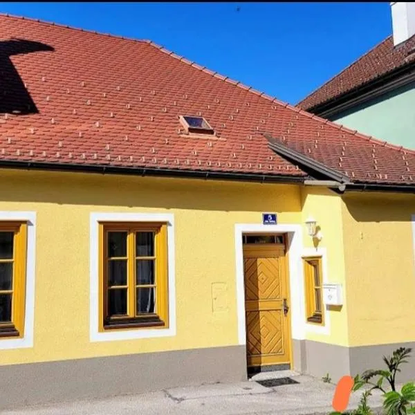 Altstadthaus Marille mit Innenhofterrasse, hôtel à Melk