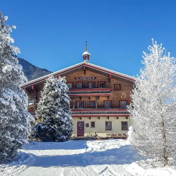 Landhaus Schiedhof, hotel v mestu Neukirchen am Großvenediger