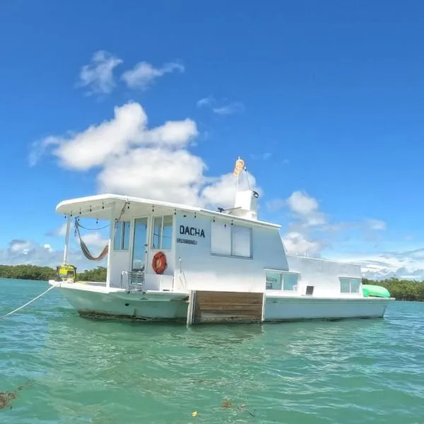 Beautiful Houseboat in Key West, hôtel à Key West