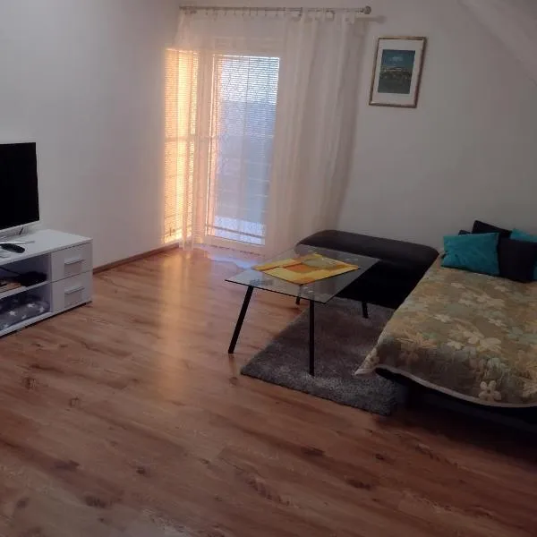 Appartement in Nitra under the Zobor-Hill, hotelli kohteessa Nitra