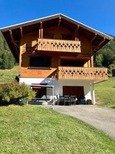 Chalet luxueux, hotell i Bernex