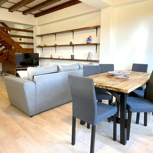 Mountain Escape Loft, hotel din Buşteni