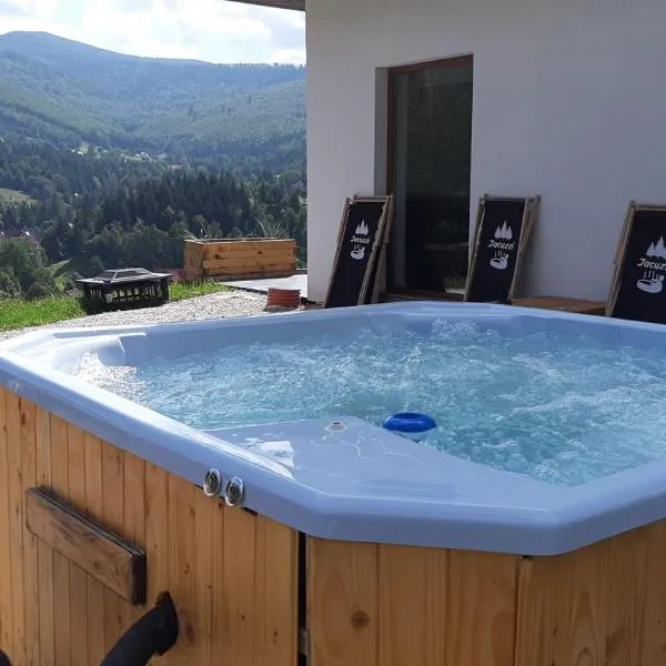 Zawoja Domki z Jacuzzi, hótel í Zawoja