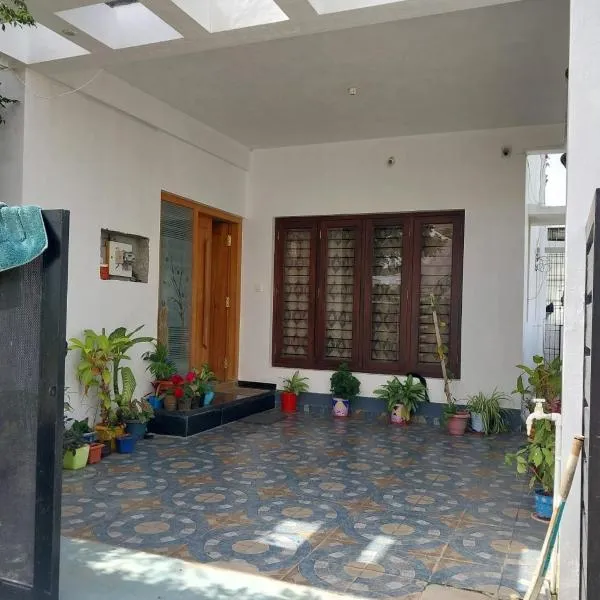 Ratnagiri Homestay, hotel v destinaci Chikmagalūr