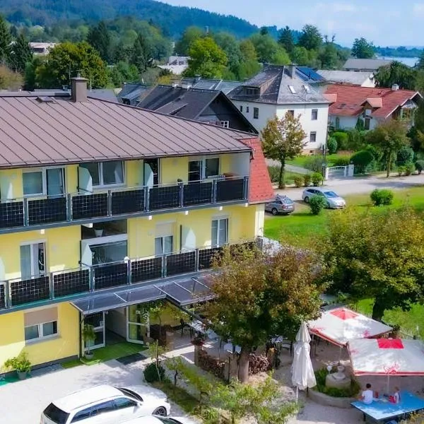 Hotel Hudelist, hótel í Krumpendorf am Wörthersee