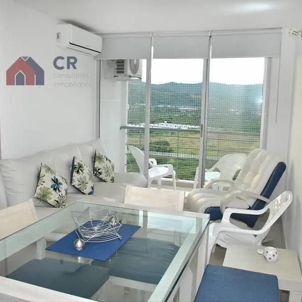 Acogedor y cómodo apartamento Girardot con piscina, готель Girardot