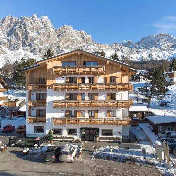 Camina Suite and Spa, hotel em Cortina dʼAmpezzo