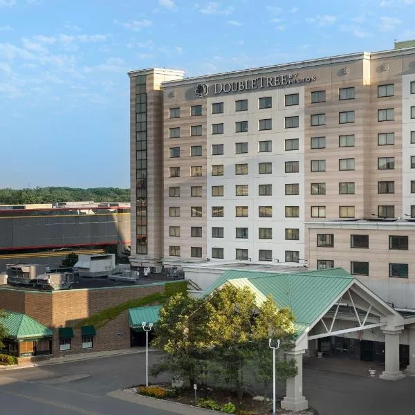 DoubleTree by Hilton Chicago O'Hare Airport-Rosemont, viešbutis mieste Rosemont