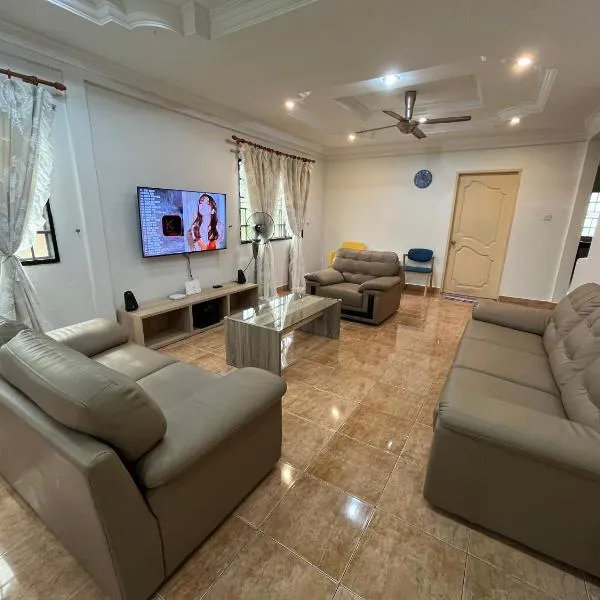 [El Casa] Homestay Miri (8 Pax), hotel en Miri