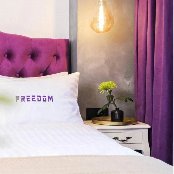 Freedom apartments in city center, hotel a Kíev