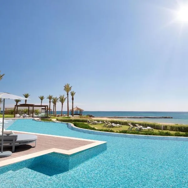 The St. Regis La Bahia Blanca Resort - Tamuda Bay、Fnideqのホテル