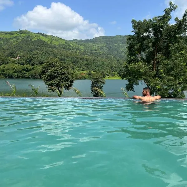 VRISA Mountain Retreat, hotel in Lavasa