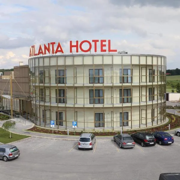 Hotel Atlanta, hôtel à Kiermusy